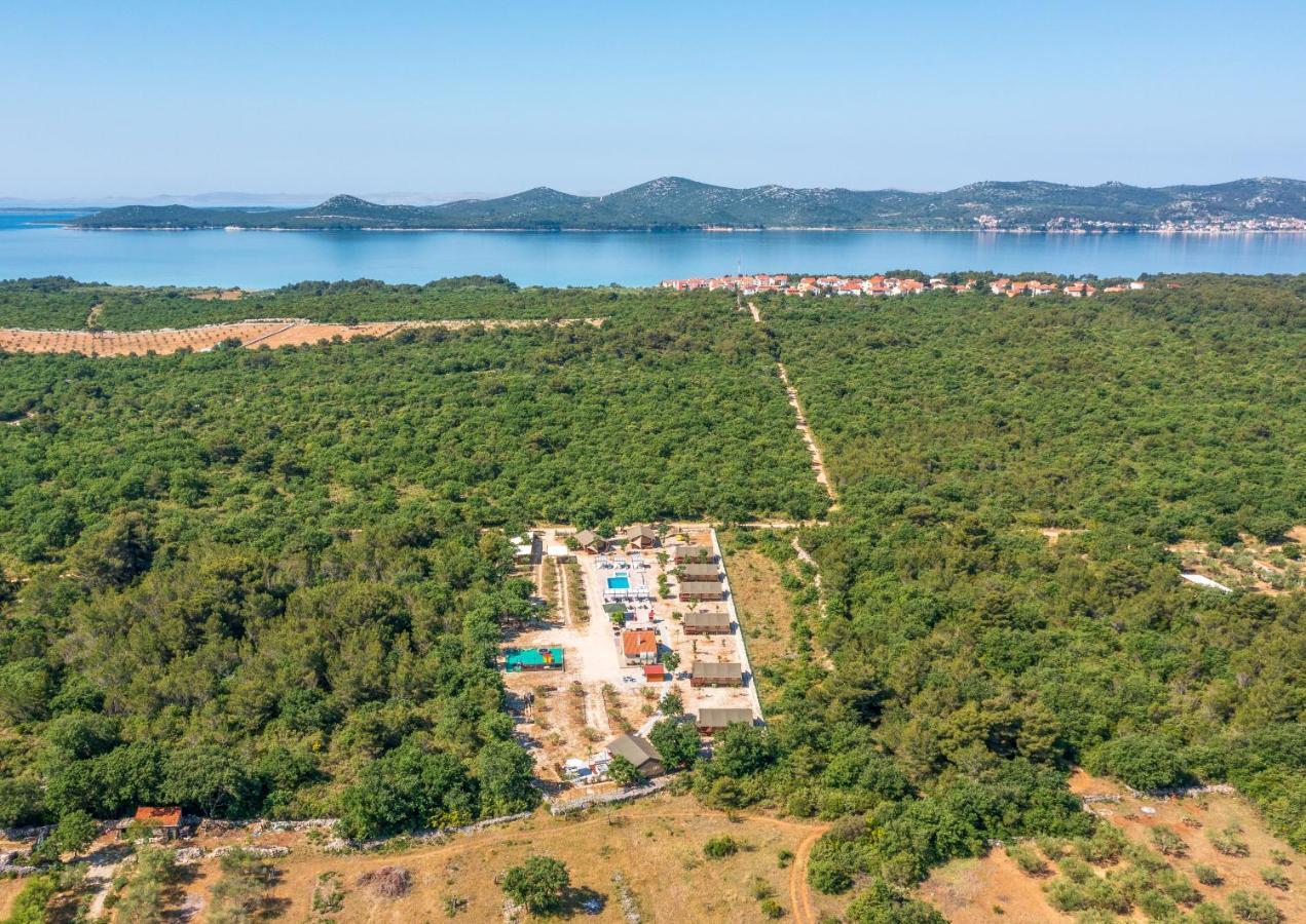 Grande Glamping Hotel Biograd Na Moru Eksteriør billede