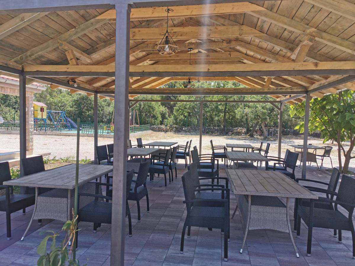 Grande Glamping Hotel Biograd Na Moru Eksteriør billede