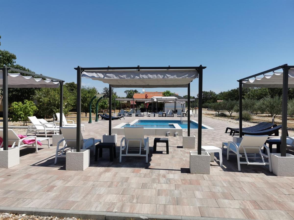 Grande Glamping Hotel Biograd Na Moru Eksteriør billede