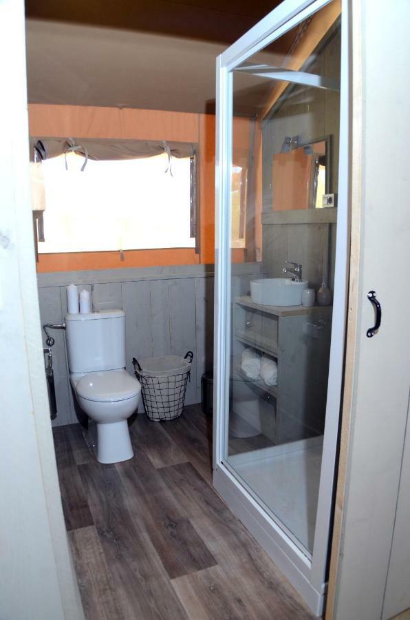 Grande Glamping Hotel Biograd Na Moru Eksteriør billede