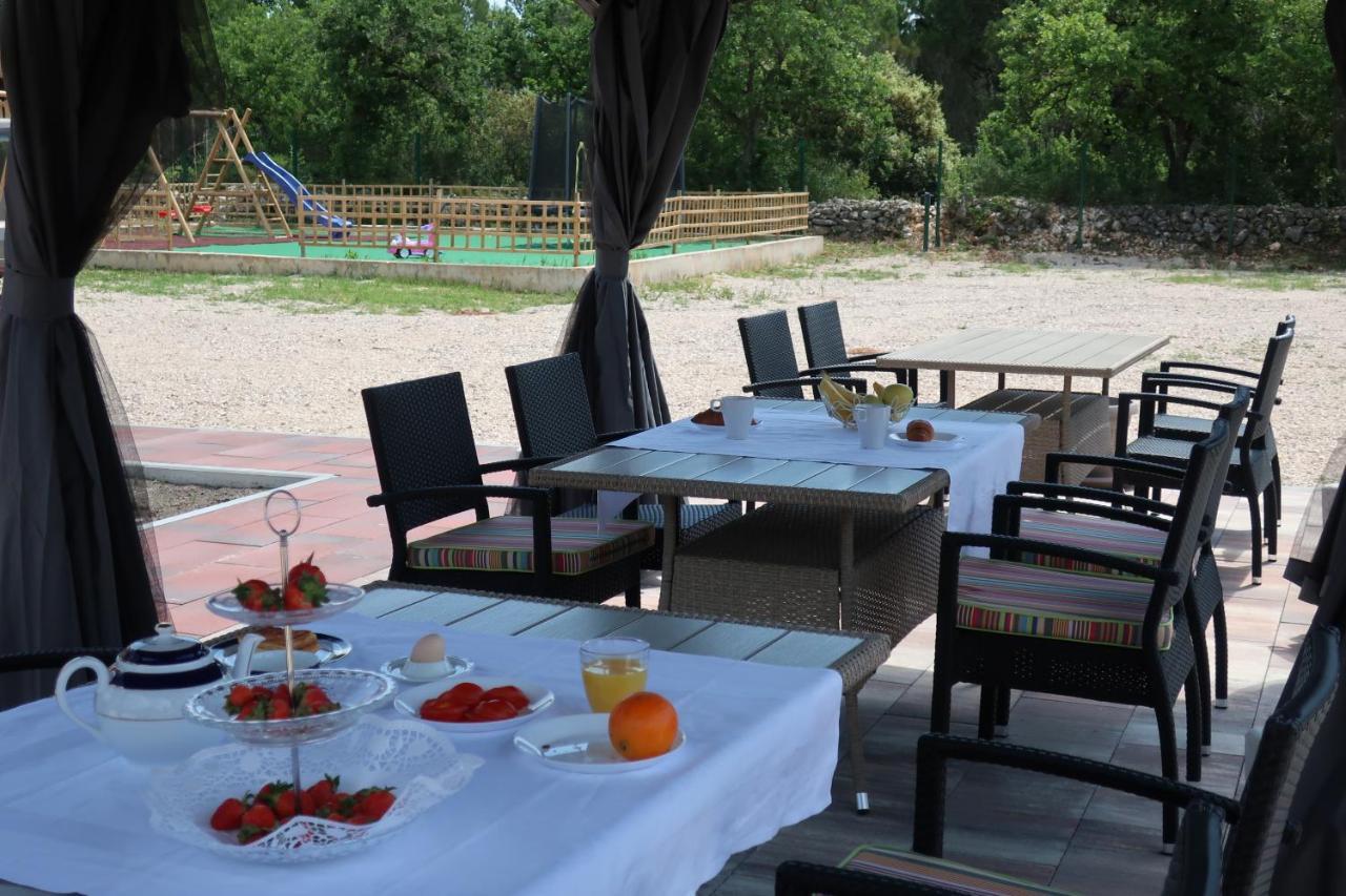 Grande Glamping Hotel Biograd Na Moru Eksteriør billede